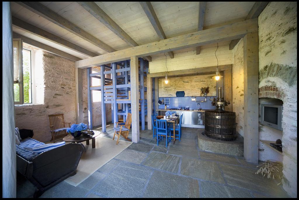 Agriturismo Famiglia Al Castello Di Bagnolo Bagnolo Piemonte Room photo