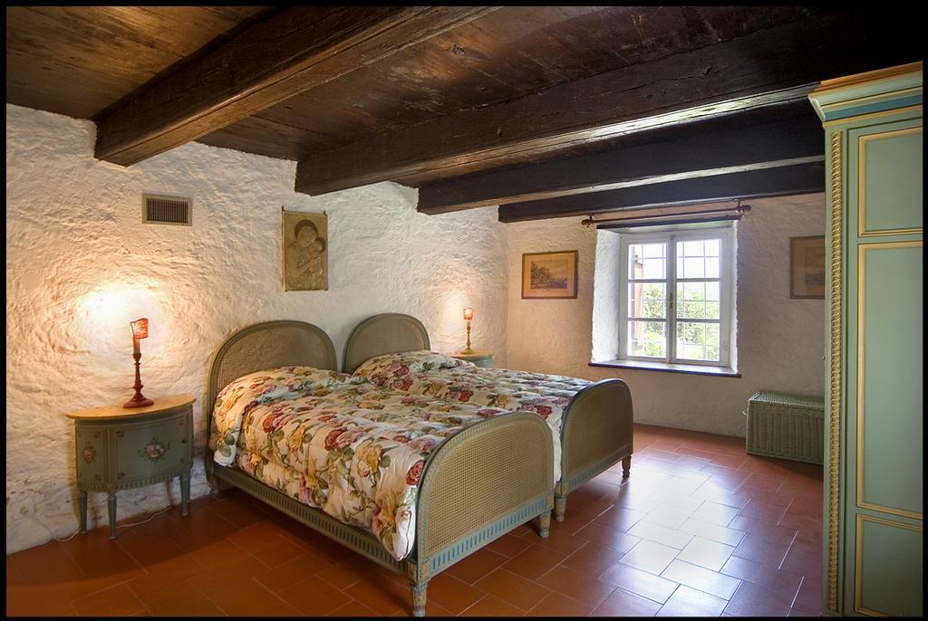 Agriturismo Famiglia Al Castello Di Bagnolo Bagnolo Piemonte Room photo