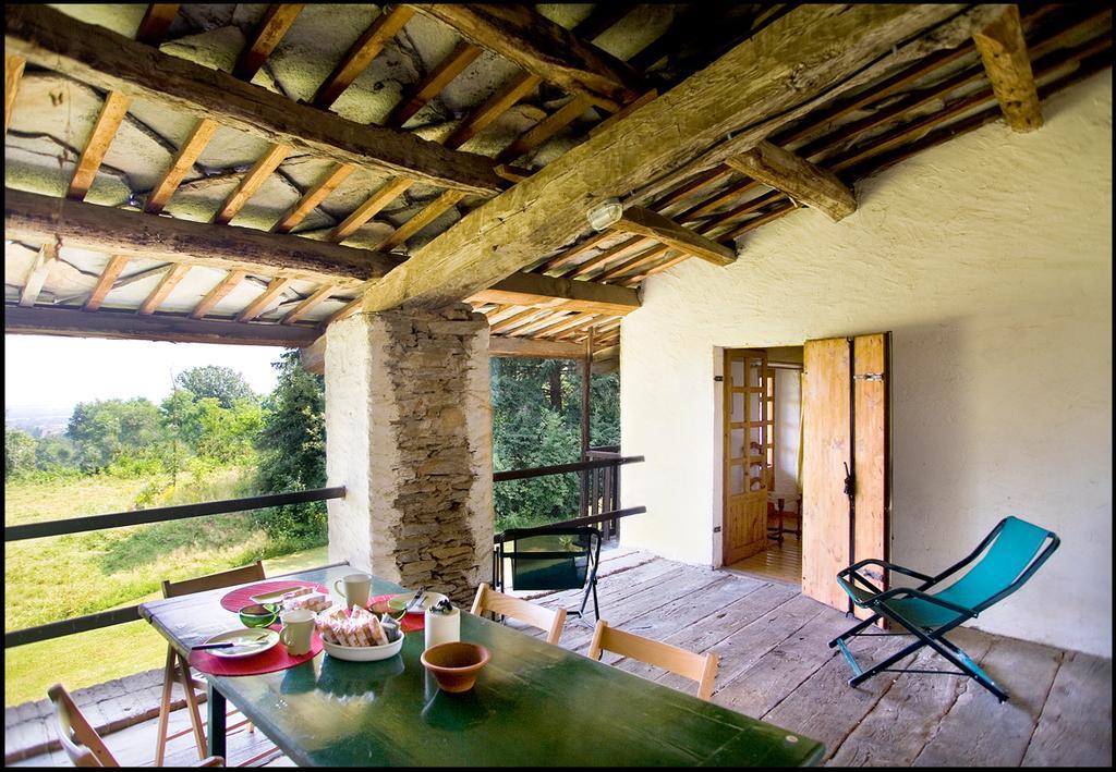 Agriturismo Famiglia Al Castello Di Bagnolo Bagnolo Piemonte Room photo